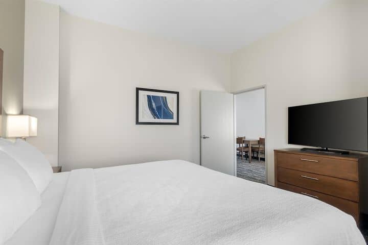 Room 13 of 51